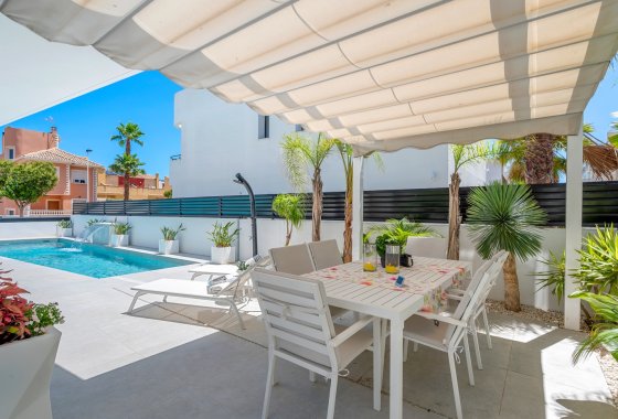 Villa · Herverkoop - Guardamar del Segura · Alicante · Spanje