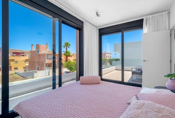 Villa · Herverkoop - Guardamar del Segura · Alicante · Spanje
