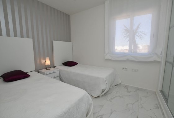 Bungalow · Obra nueva - San Miguel de Salinas · Alicante · España