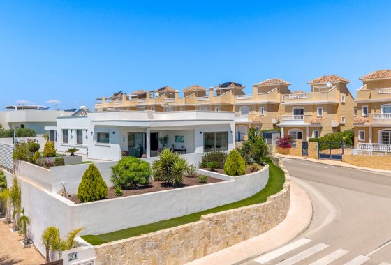 Villa · Herverkoop - La Marina · Alicante (South) · Spanje