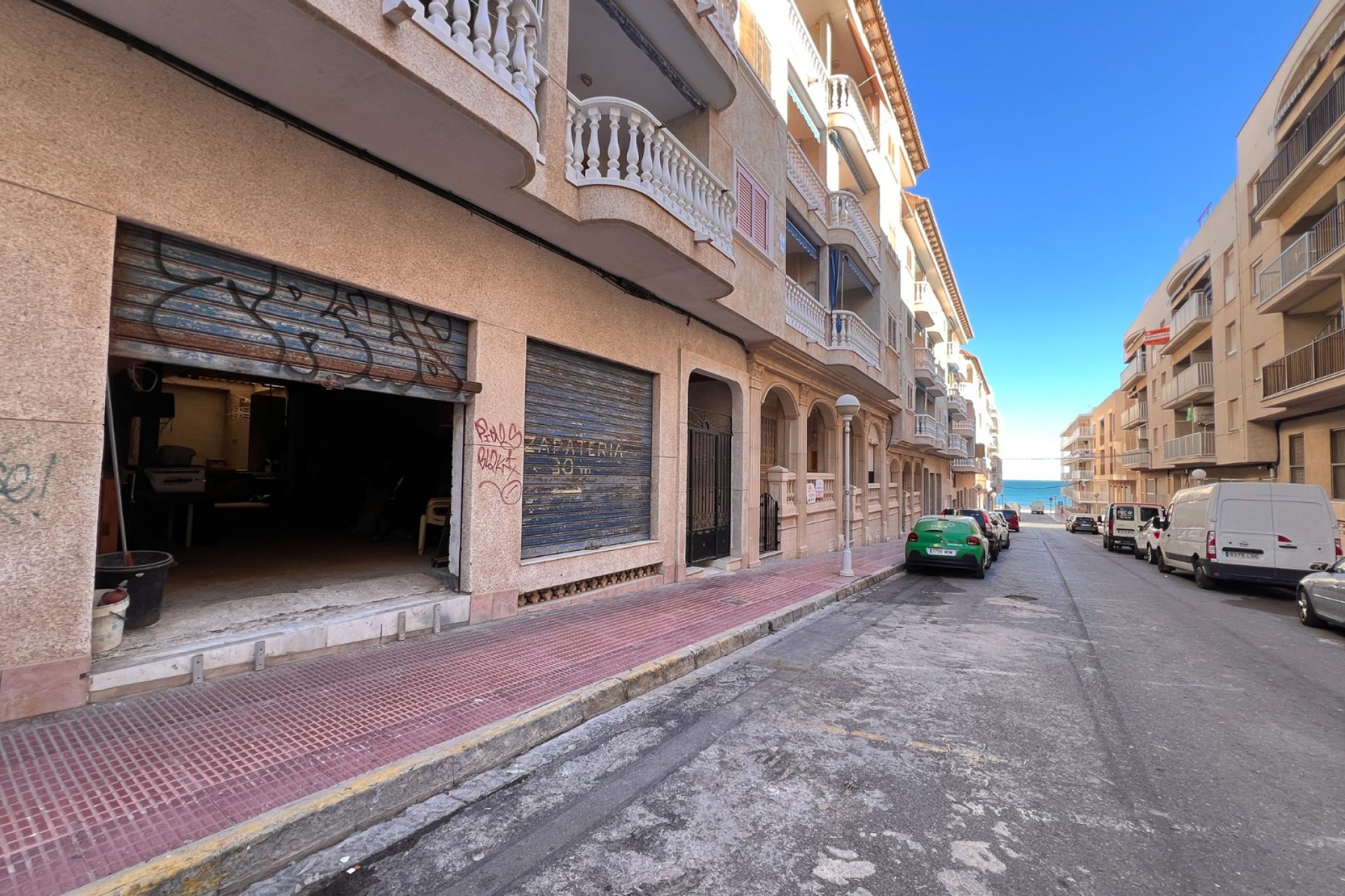 Herverkoop - Local Comercial - Rincón De La Victoria - Costa del Sol