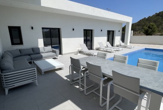 Villa · Obra nueva - La Romana · Alicante · España