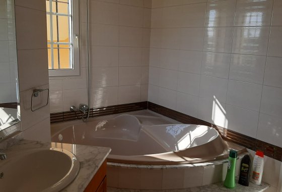 Villa · Obra nueva - La Manga del Mar Menor · Murcia · España
