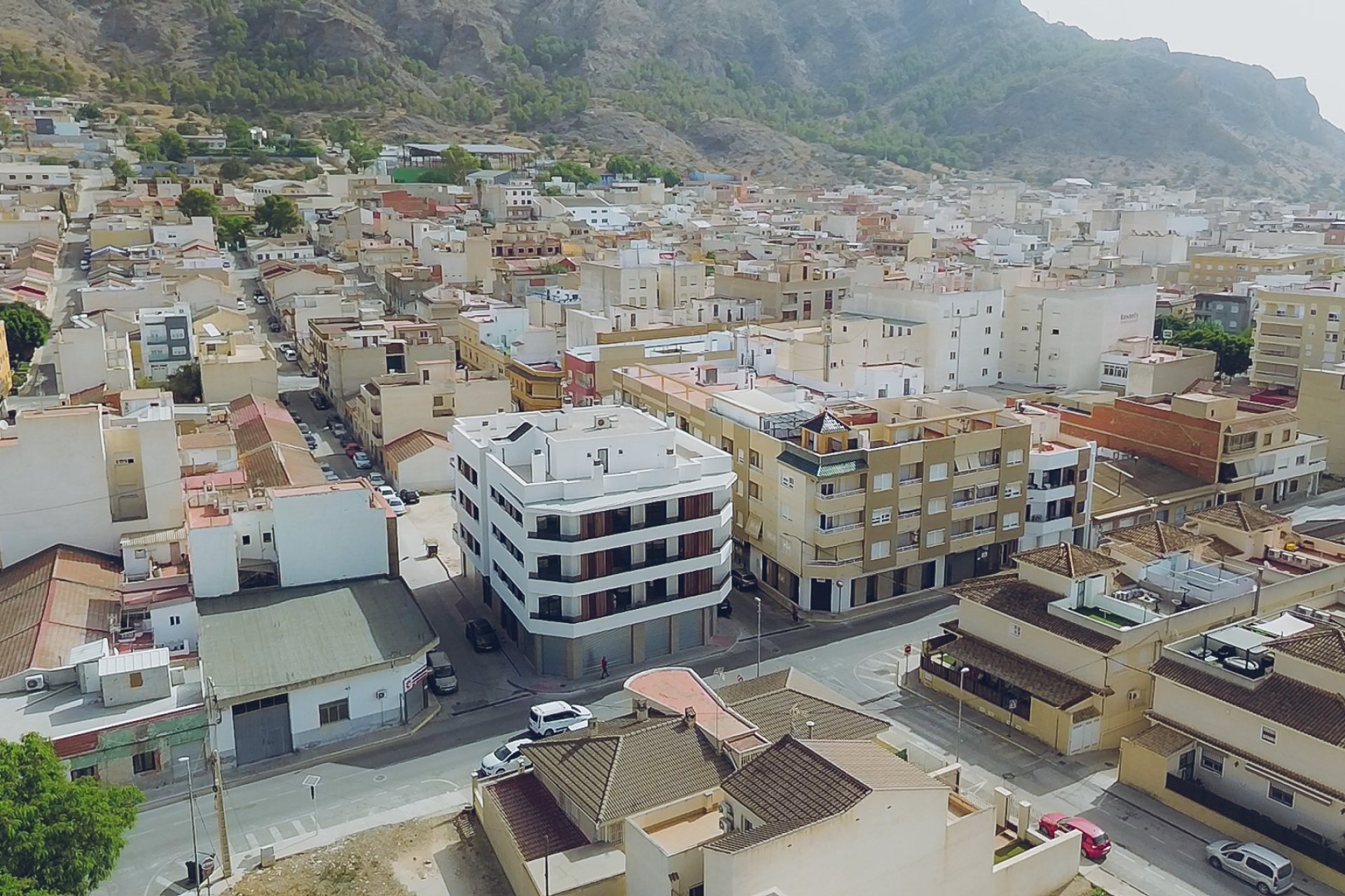 新建筑 - 顶层公寓 - Redován