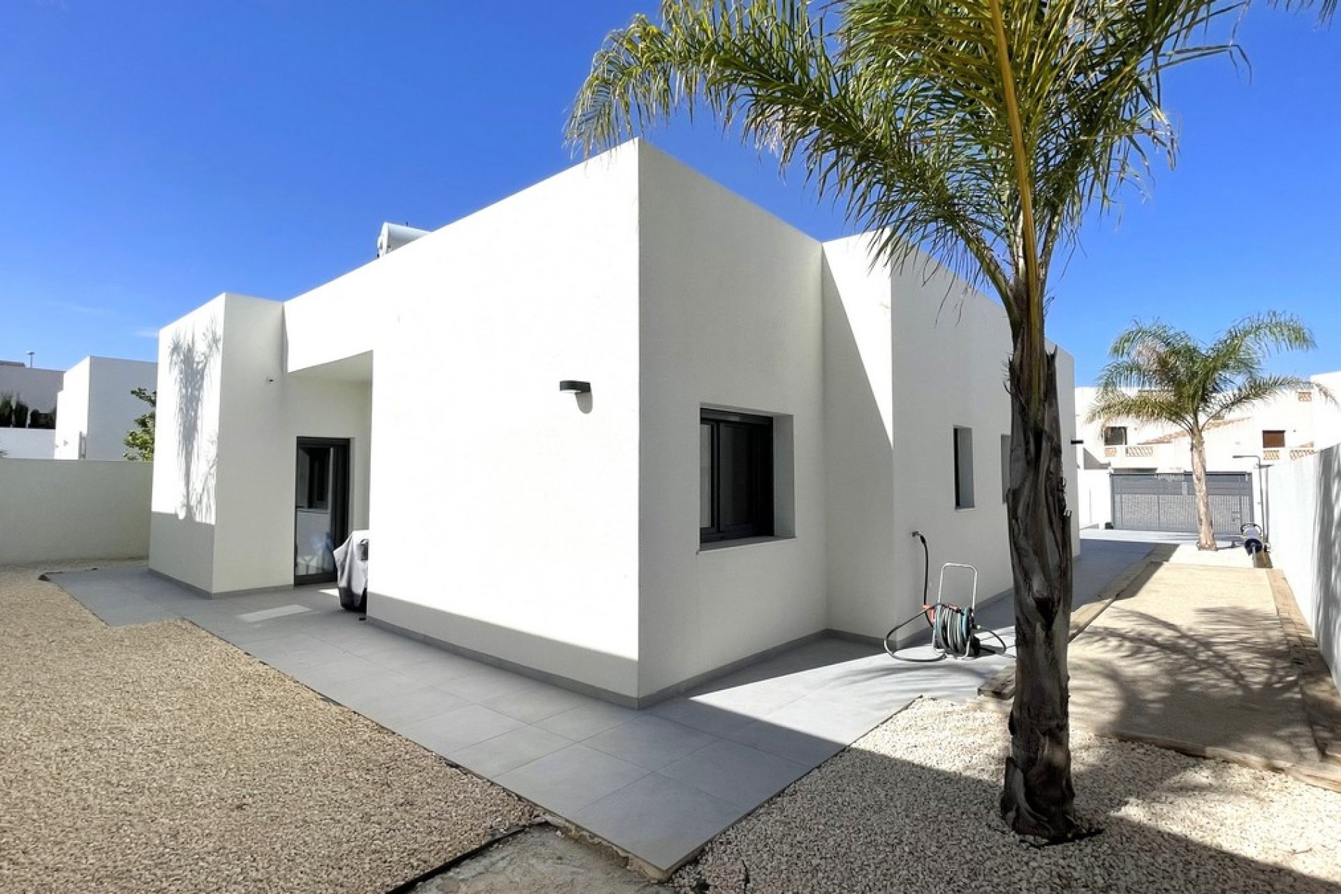 新建筑 - Villa - Rafal
