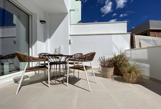 Bungalow · Obra nueva - Pilar de la Horadada · Alicante · España