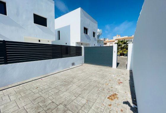 Villa · Obra nueva - Torrevieja · Alicante (South) · España