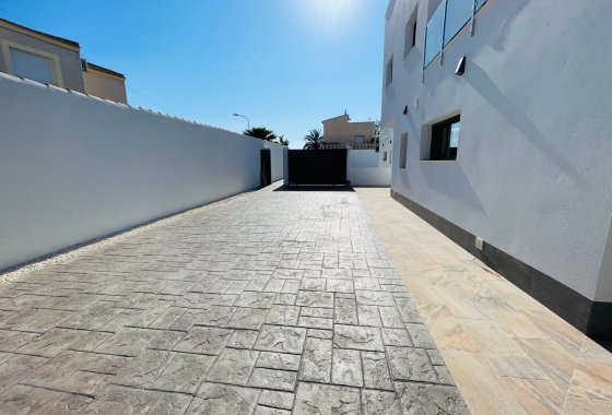 Villa · Obra nueva - Torrevieja · Alicante (South) · España