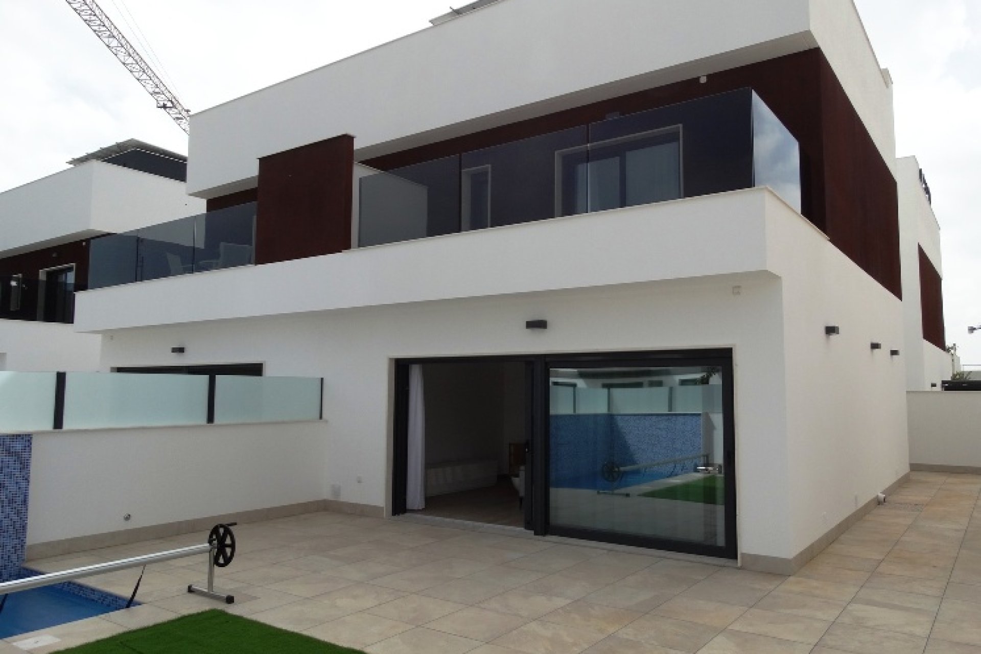 Obra nueva - Pareado - Pilar de la Horadada