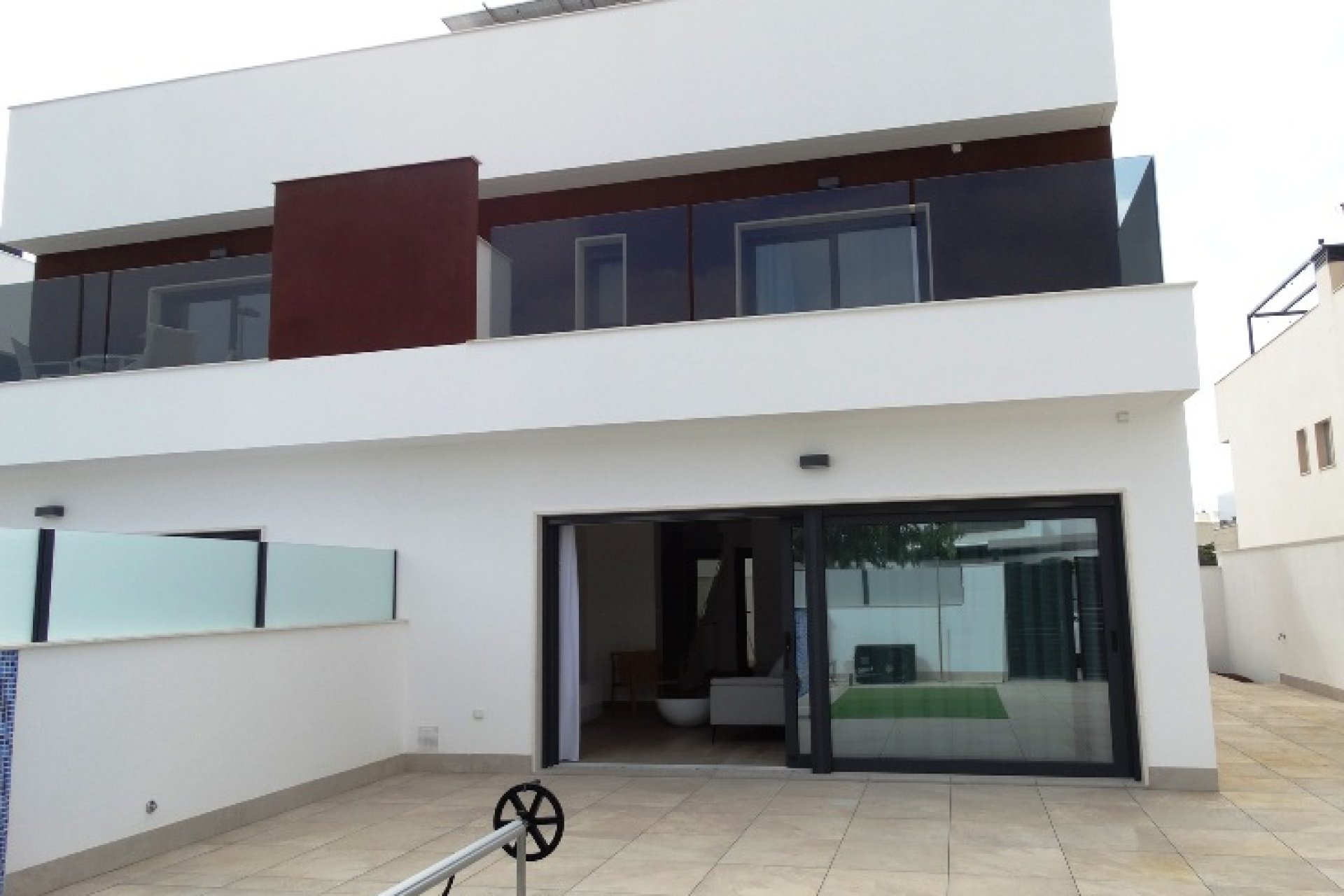 Obra nueva - Pareado - Pilar de la Horadada