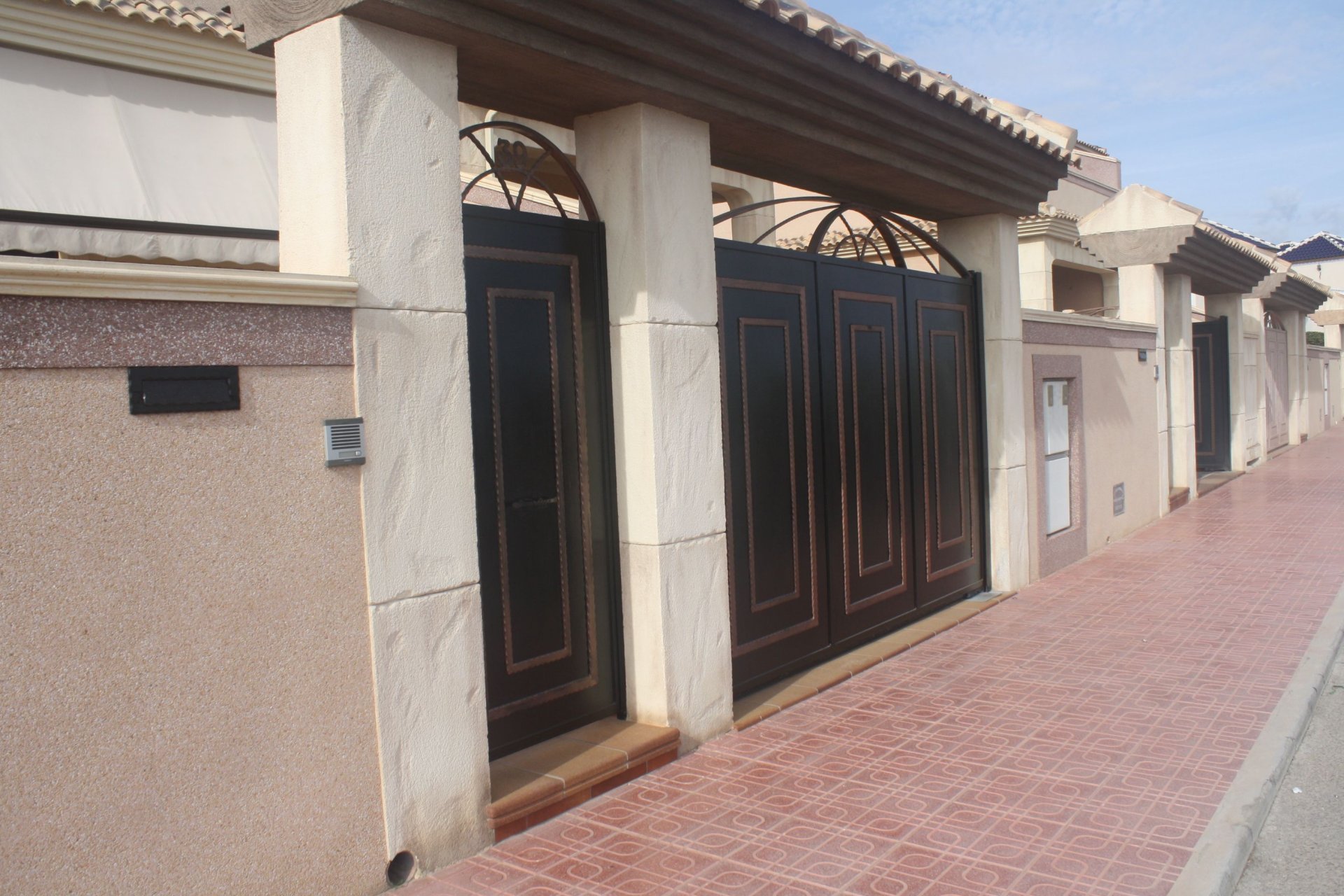 新建筑 - House - Semi-Detached House - Torrevieja