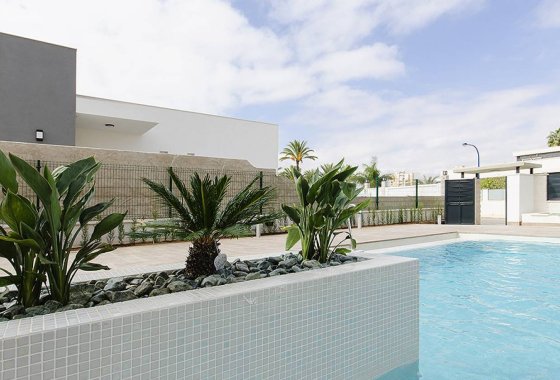 Villa · Obra nueva - Dehesa de Campoamor · Alicante · España