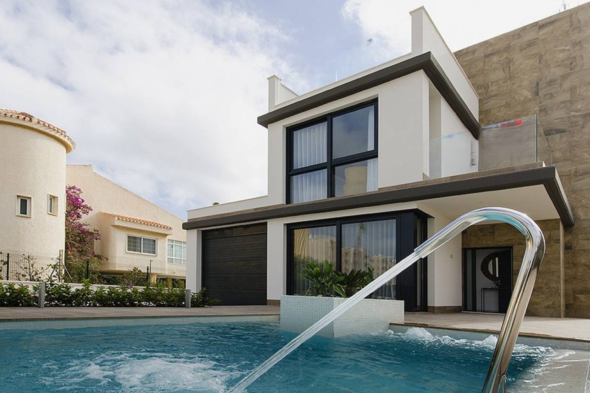 Obra nueva - Villa - Dehesa de Campoamor