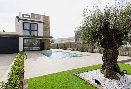 Villa · Obra nueva - Dehesa de Campoamor · Alicante · España