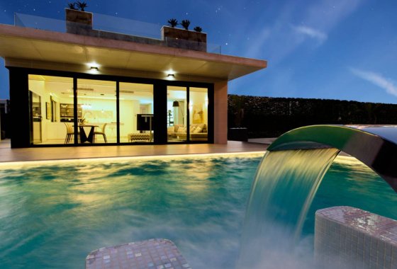 Villa · Obra nueva - Dehesa de Campoamor · Alicante · España