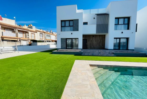 Villa · Nieuwbouw Woningen - Torrevieja · Alicante (South) · Spanje