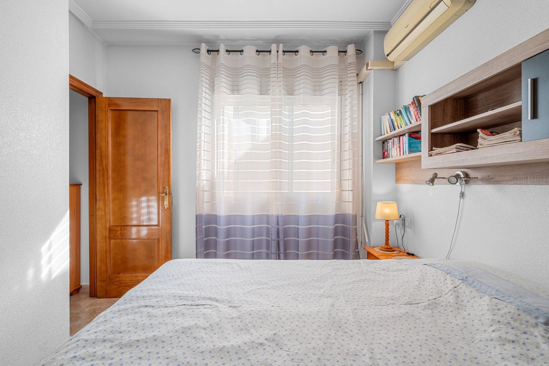 Resale - Apartamento - Torrevieja