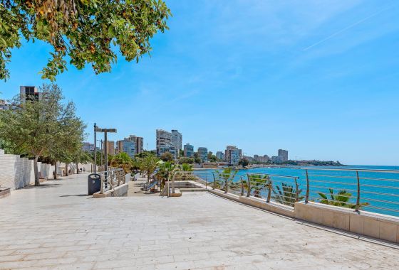 Apartamento · Reventa - Alicante · España