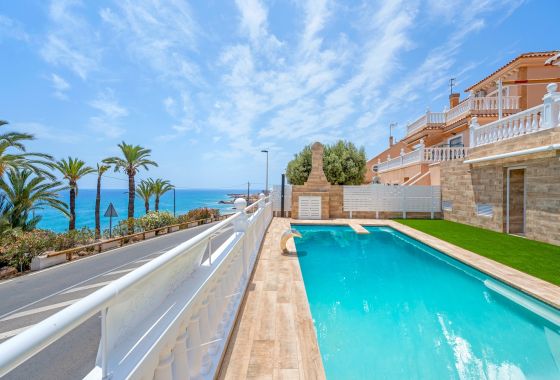 Villa · Verhuur Korte Termijn - Torrevieja · Alicante (South) · Spanje