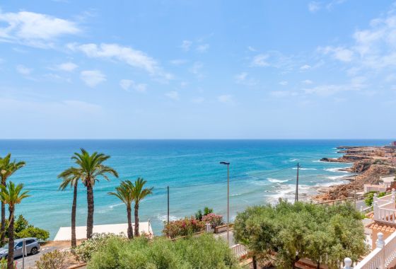 Villa · Verhuur Korte Termijn - Torrevieja · Alicante (South) · Spanje