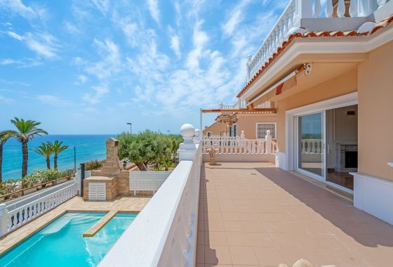 Villa · Verhuur Korte Termijn - Torrevieja · Alicante (South) · Spanje