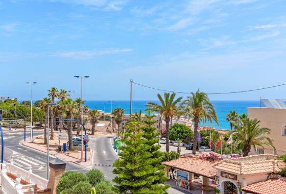 Villa · Verhuur Korte Termijn - Torrevieja · Alicante (South) · Spanje