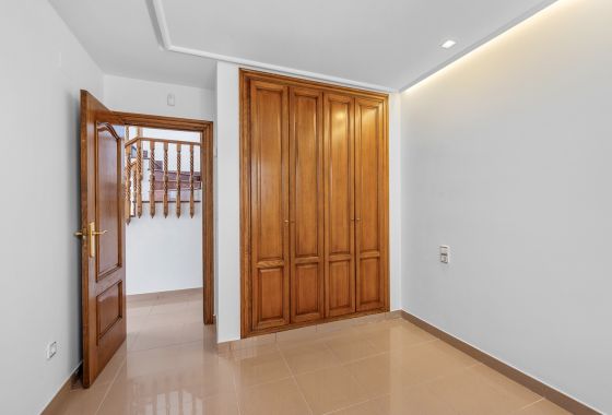 Villa · Verhuur Korte Termijn - Torrevieja · Alicante (South) · Spanje