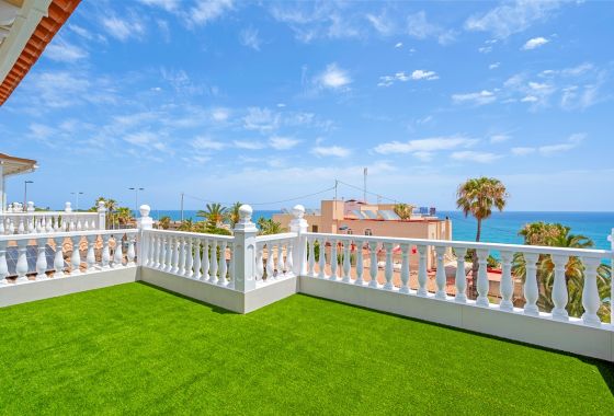 Villa · Verhuur Korte Termijn - Torrevieja · Alicante (South) · Spanje