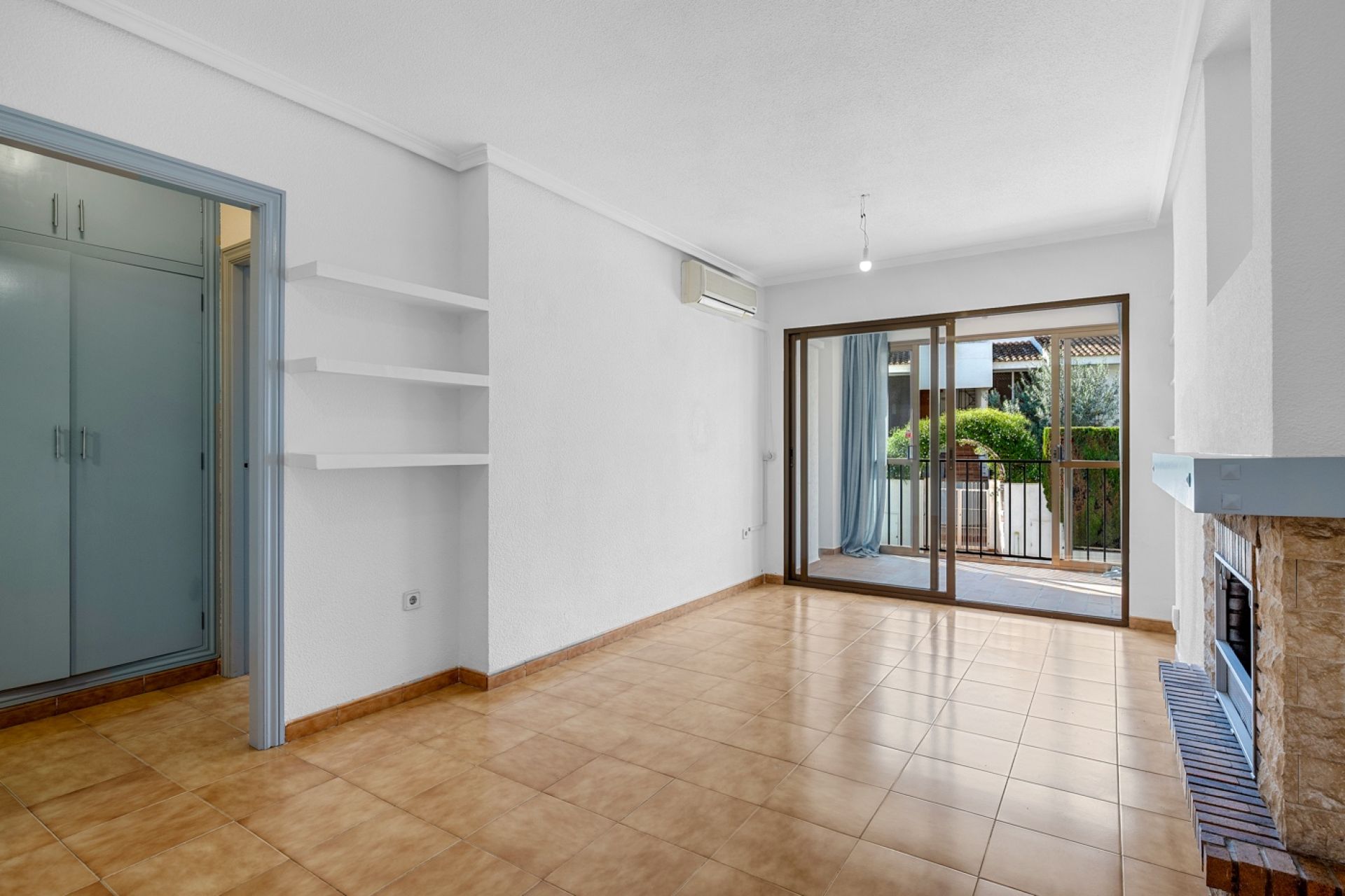 Resale - Apartment - Altea