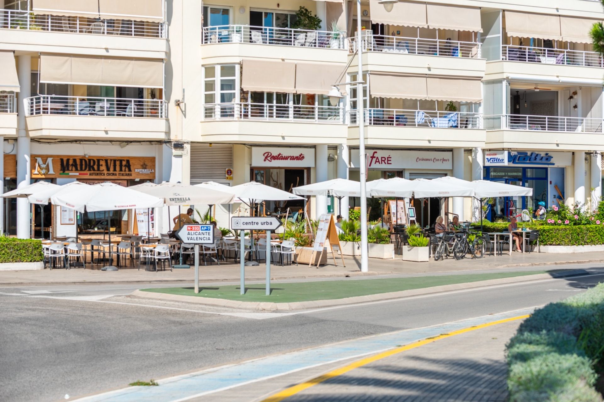 Resale - Apartment - Altea