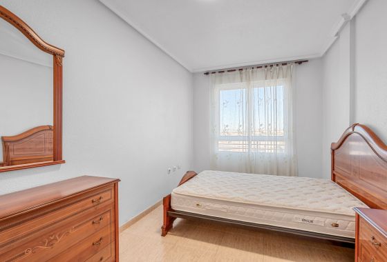 Apartamento · Resale - Torrevieja · Alicante (South) · Spain