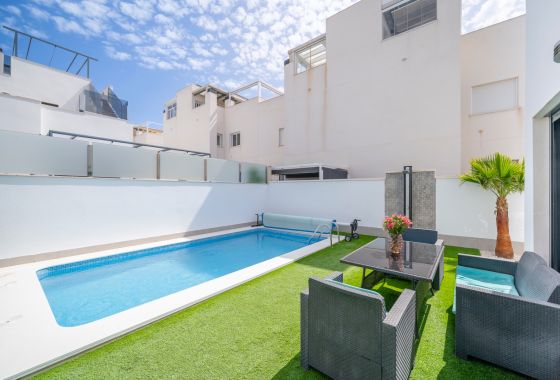 Villa · Reventa - Torrevieja · Alicante (South) · España