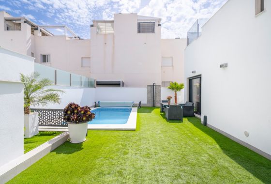 Villa · Reventa - Torrevieja · Alicante (South) · España