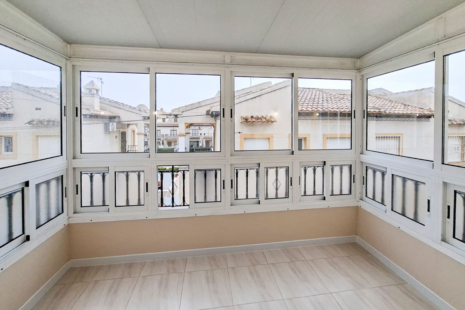 Resale - Bungalow - Orihuela Costa