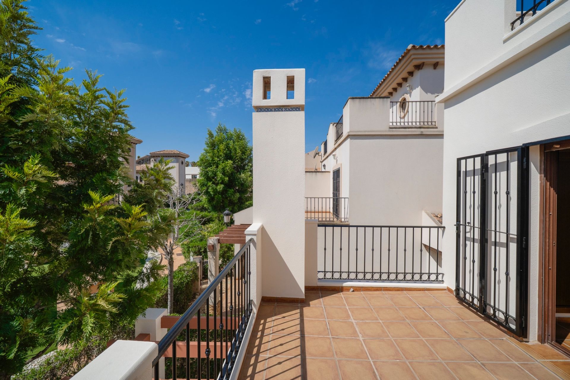 转售 - 联排别墅 - Estepona - Costa del Sol