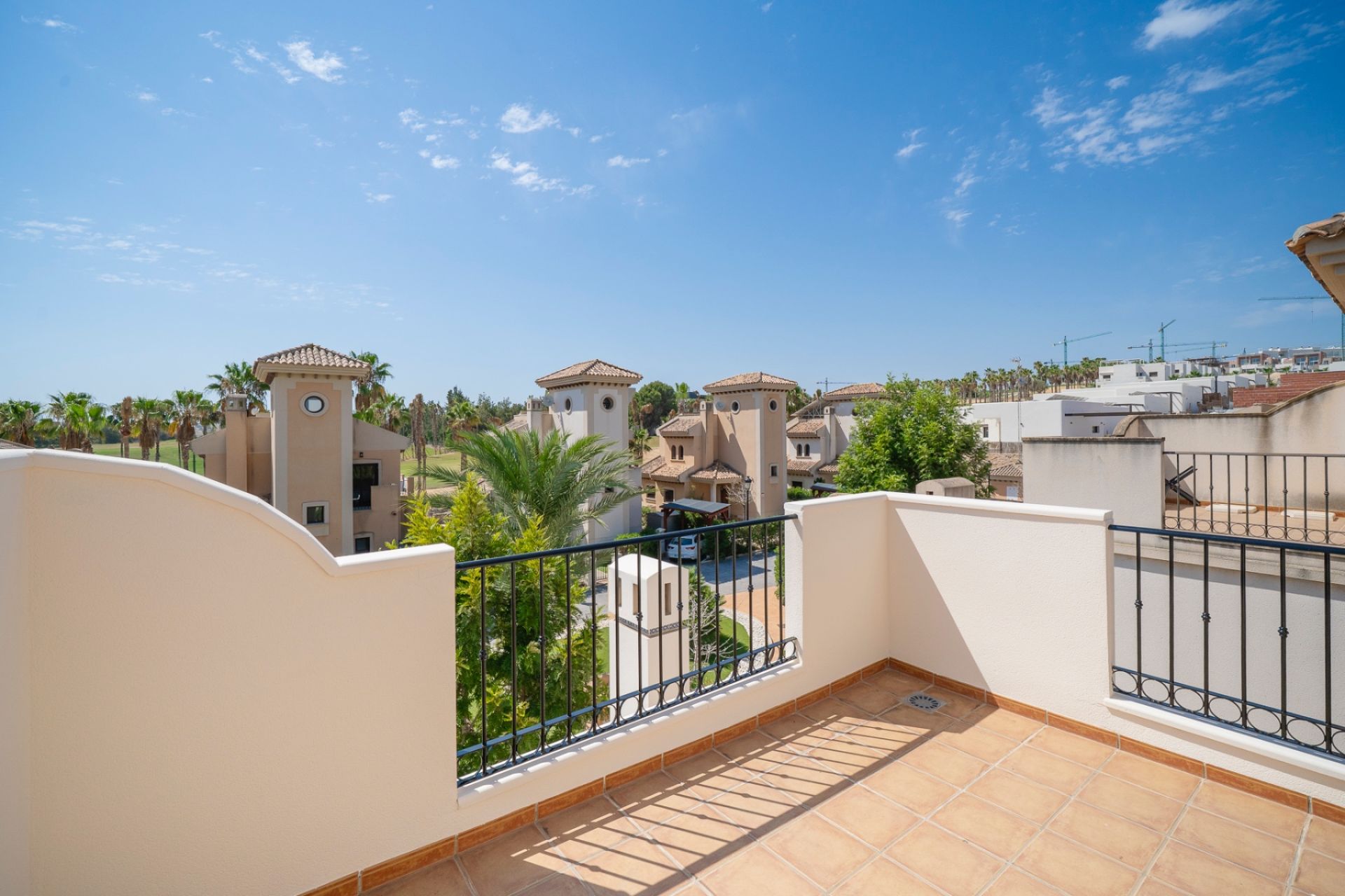转售 - 联排别墅 - Estepona - Costa del Sol