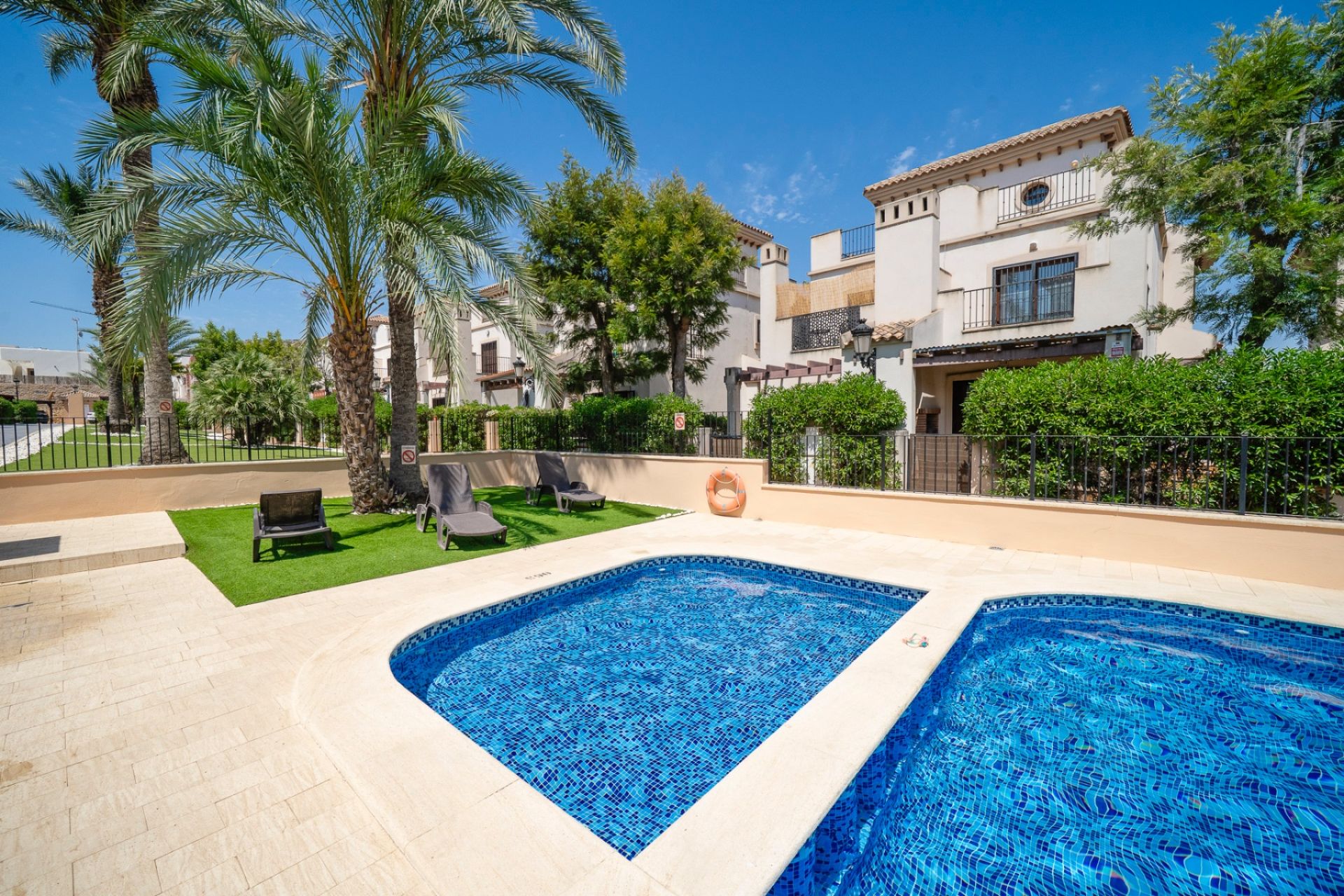 转售 - 联排别墅 - Estepona - Costa del Sol